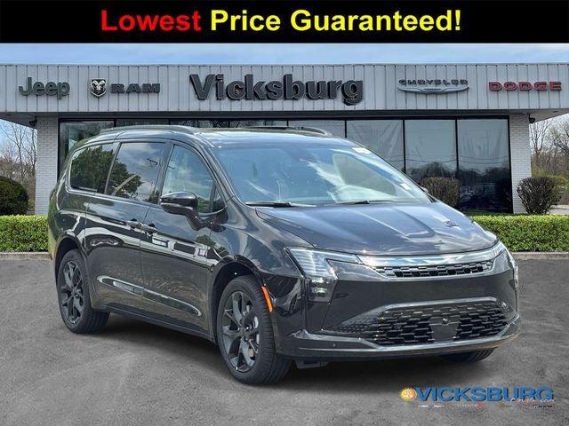 2027 Chrysler Pacifica Limited for sale in Vicksburg, MI