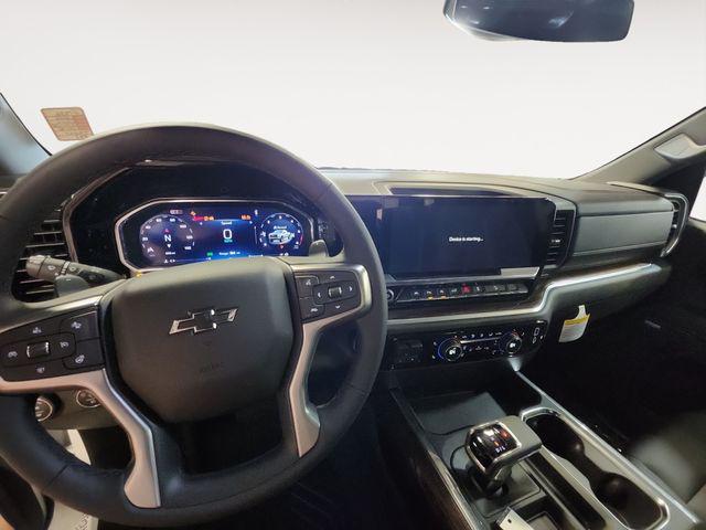2026 Chevrolet Silverado 1500 4WD Crew Cab Short Bed LT Trail Boss