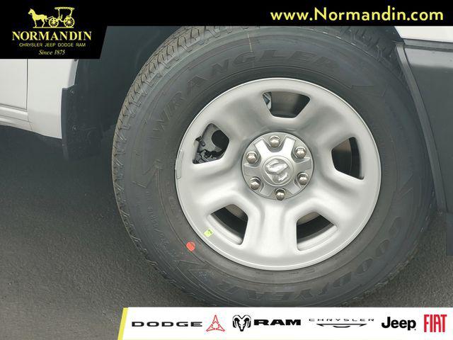 2026 Ram 1500 Tradesman Quad Cab 4x4 64 Box