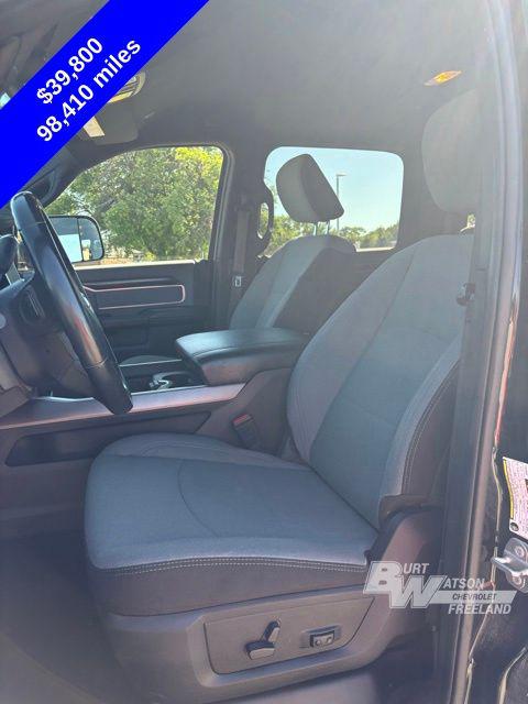 2022 Ram 2500 Big Horn Crew Cab 4x4 6'4" Box