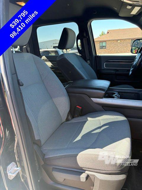 2022 Ram 2500 Big Horn Crew Cab 4x4 6'4" Box