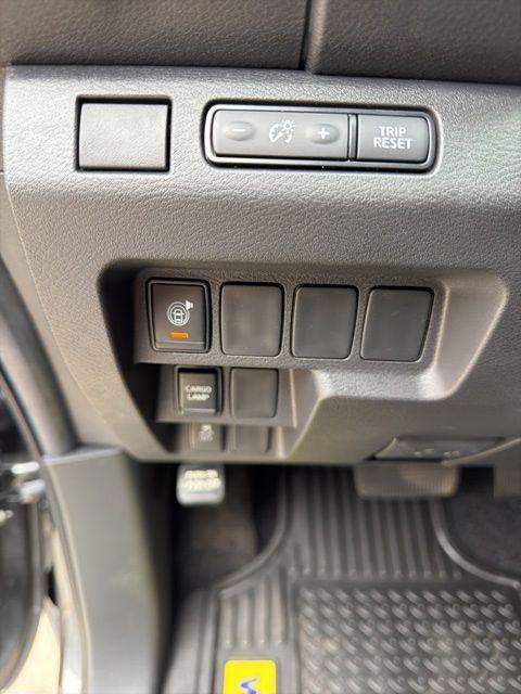 2026 Nissan Frontier Crew Cab SV 4x2