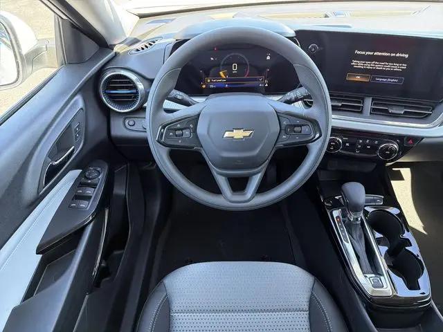 2026 Chevrolet Trax FWD LT