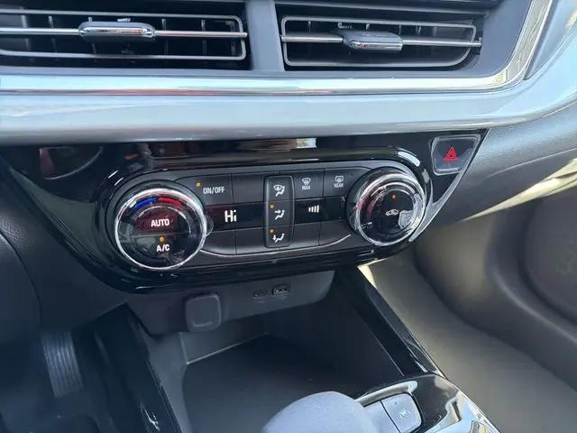 2026 Chevrolet Trax FWD LT