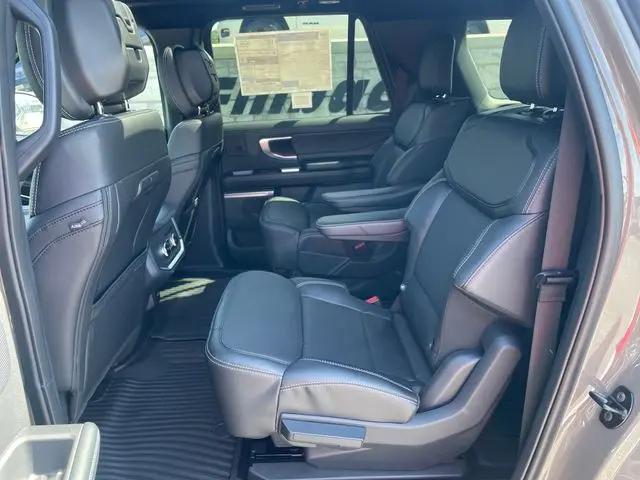 2026 Ford Expedition Max Platinum MAX