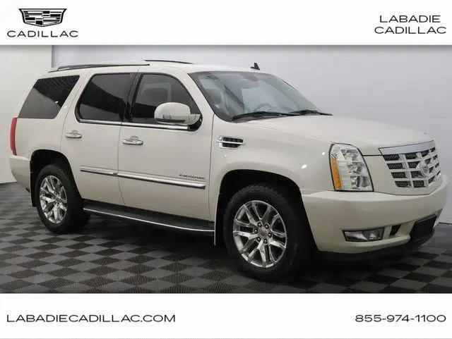 2011 Cadillac Escalade Luxury for sale in Bay City, MI