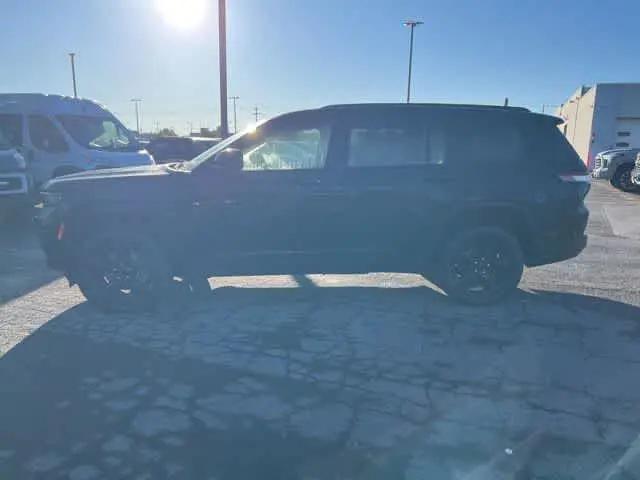 2023 Jeep Grand Cherokee L Altitude 4x4