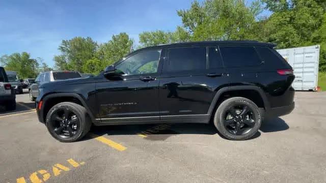 2023 Jeep Grand Cherokee L Altitude 4x4