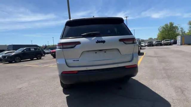 2023 Jeep Grand Cherokee L Altitude 4x4
