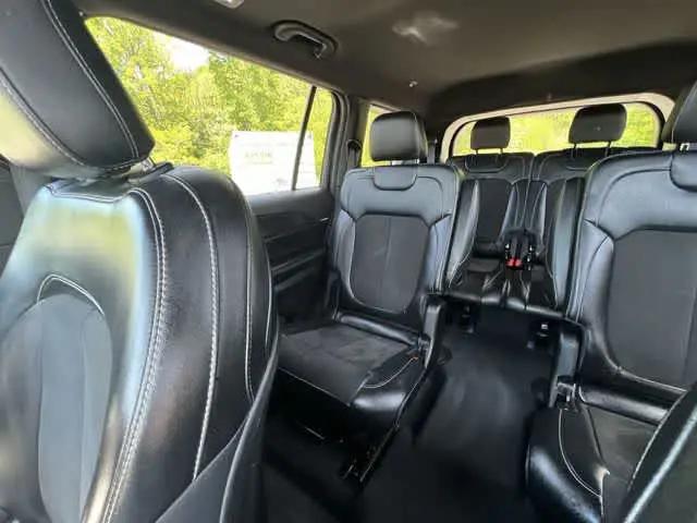 2023 Jeep Grand Cherokee L Altitude 4x4