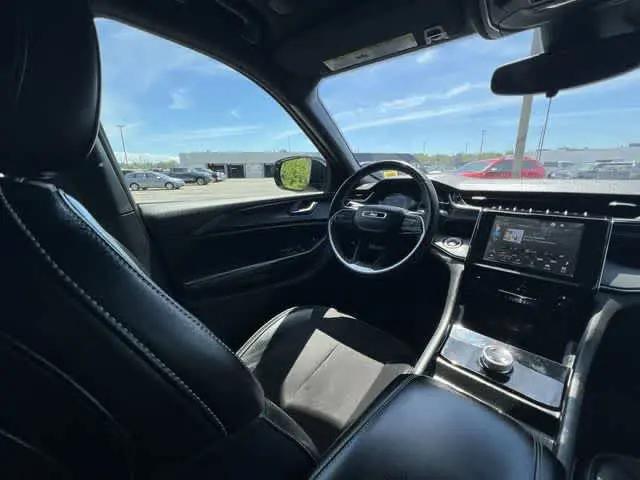 2023 Jeep Grand Cherokee L Altitude 4x4
