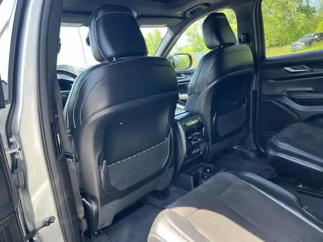 2023 Jeep Grand Cherokee L Altitude 4x4