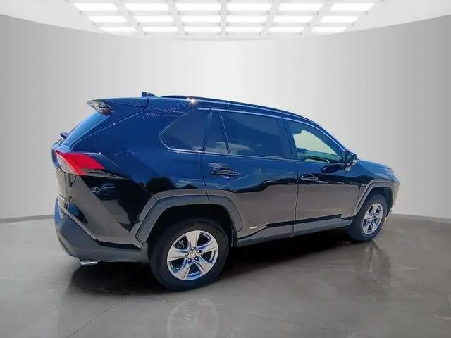 2023 Toyota RAV4 Hybrid LE
