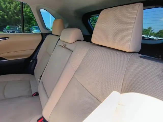 2023 Toyota RAV4 Hybrid LE