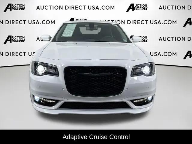 2023 Chrysler 300 Touring L AWD