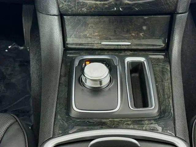 2023 Chrysler 300 Touring L AWD