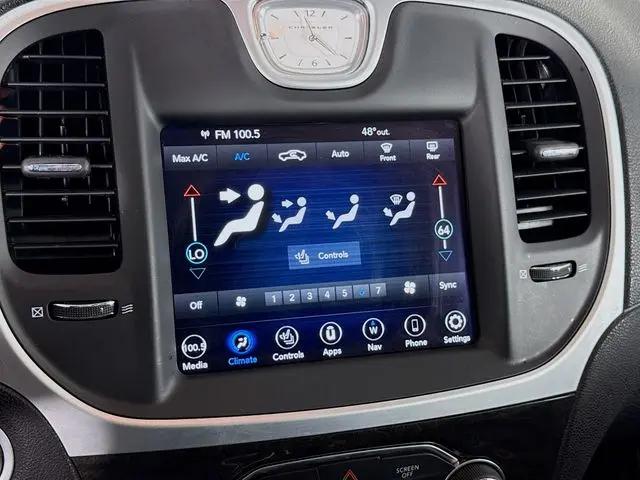 2023 Chrysler 300 Touring L AWD