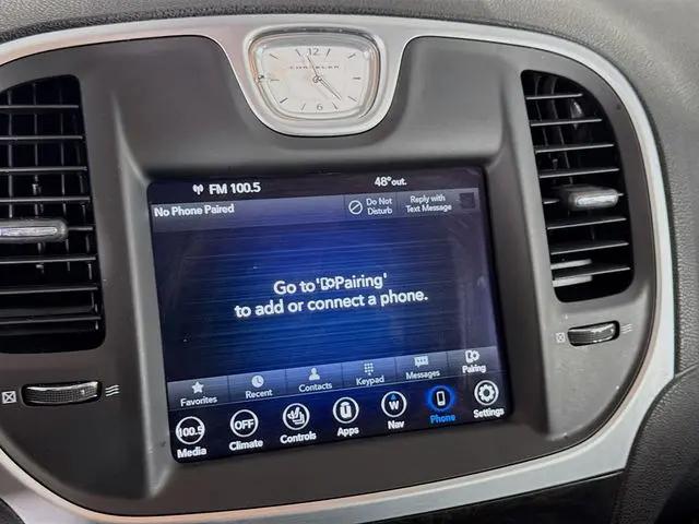 2023 Chrysler 300 Touring L AWD