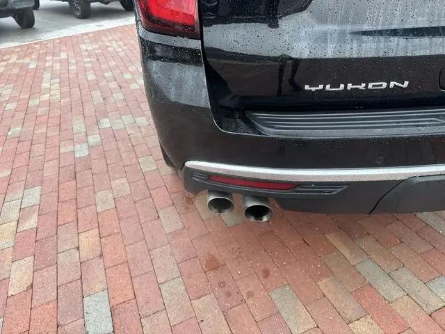 2021 GMC Yukon 4WD Denali