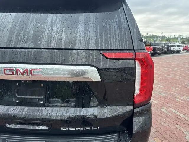 2021 GMC Yukon 4WD Denali