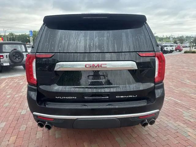 2021 GMC Yukon 4WD Denali