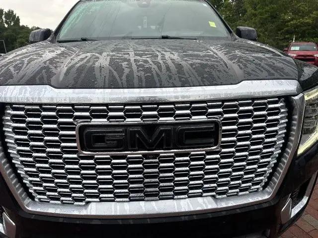 2021 GMC Yukon 4WD Denali
