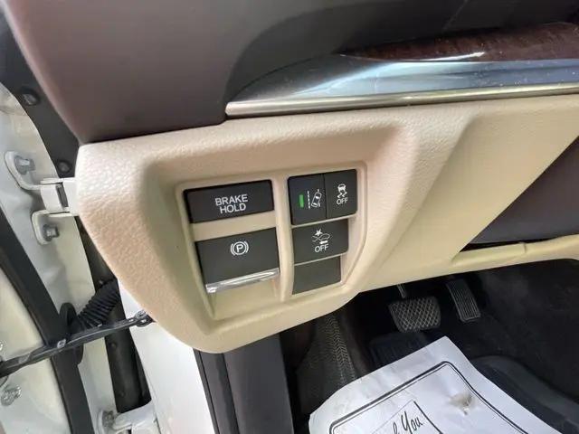 2017 Acura MDX w/Technology Package