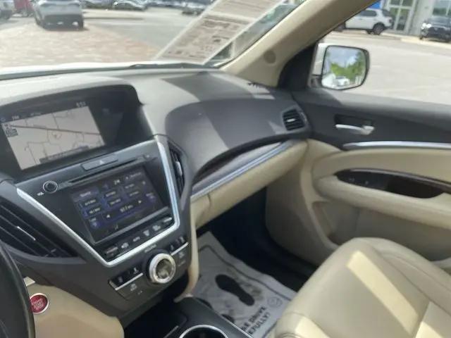 2017 Acura MDX w/Technology Package