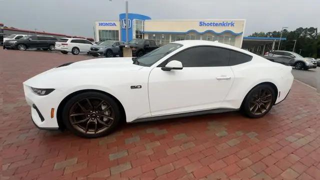 2024 Ford Mustang GT Premium Fastback