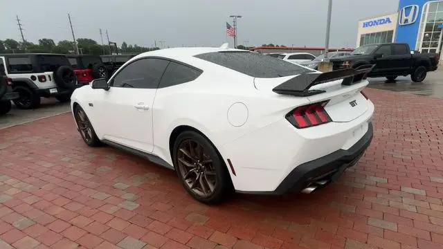 2024 Ford Mustang GT Premium Fastback