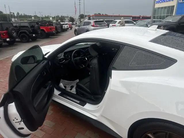 2024 Ford Mustang GT Premium Fastback