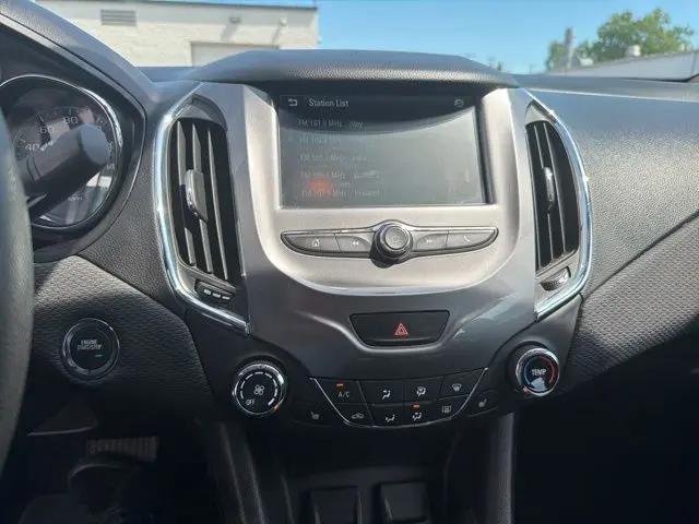 2018 Chevrolet Cruze LT Auto