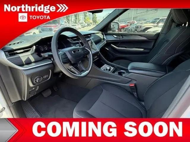2024 Jeep Grand Cherokee Laredo X 4x2