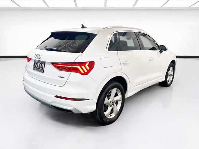 2022 Audi Q3 Premium 40 TFSI quattro Tiptronic