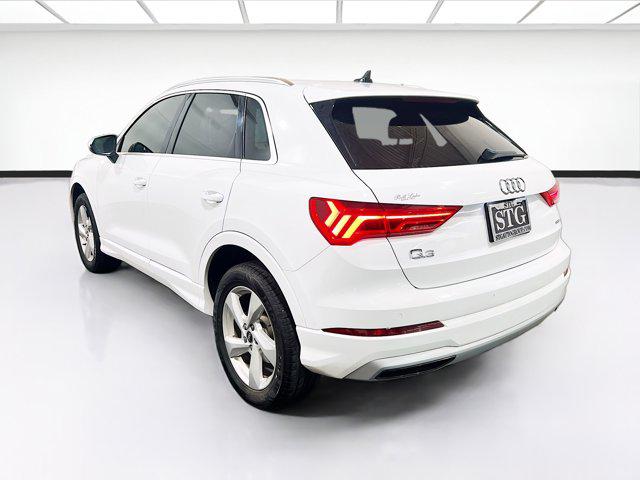 2022 Audi Q3 Premium 40 TFSI quattro Tiptronic