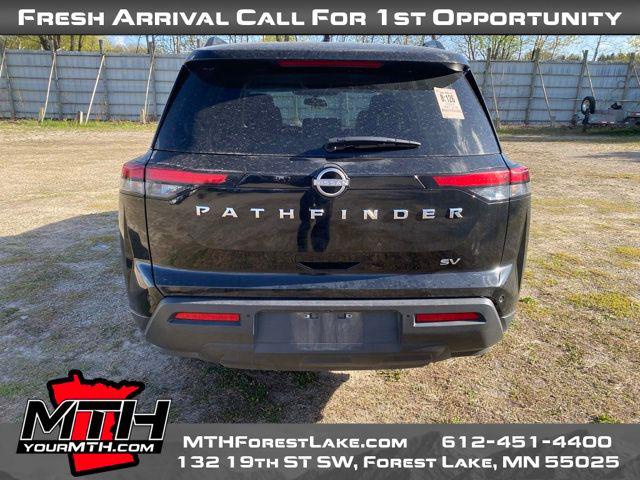 2024 Nissan Pathfinder SV FWD