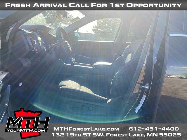 2024 Nissan Pathfinder SV FWD
