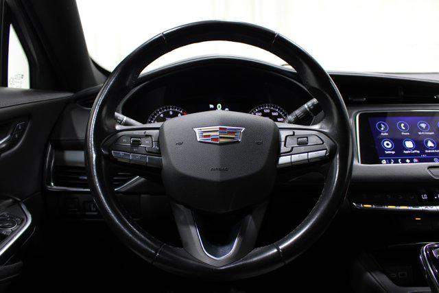 2023 Cadillac XT4 FWD Premium Luxury