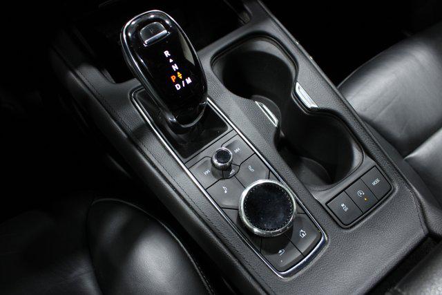 2023 Cadillac XT4 FWD Premium Luxury