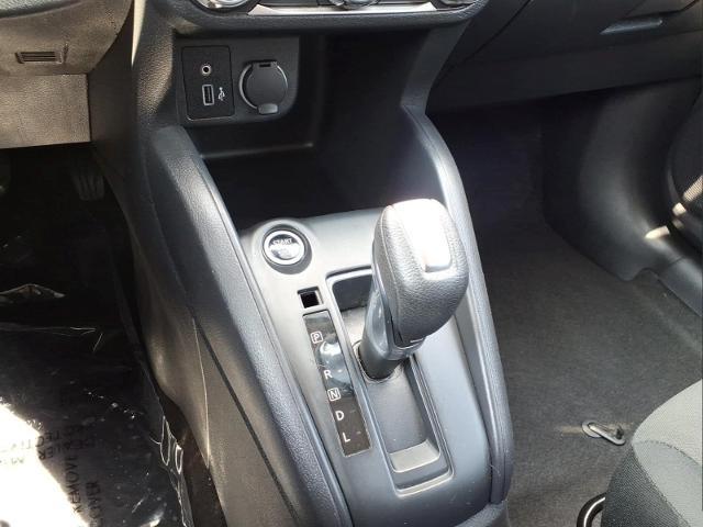 2024 Nissan Kicks S Xtronic CVT