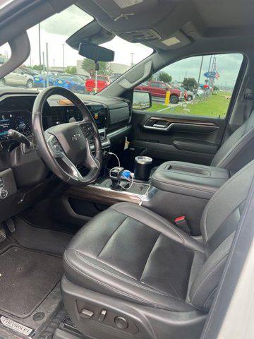 2022 Chevrolet Silverado 1500 2WD Crew Cab Short Bed RST