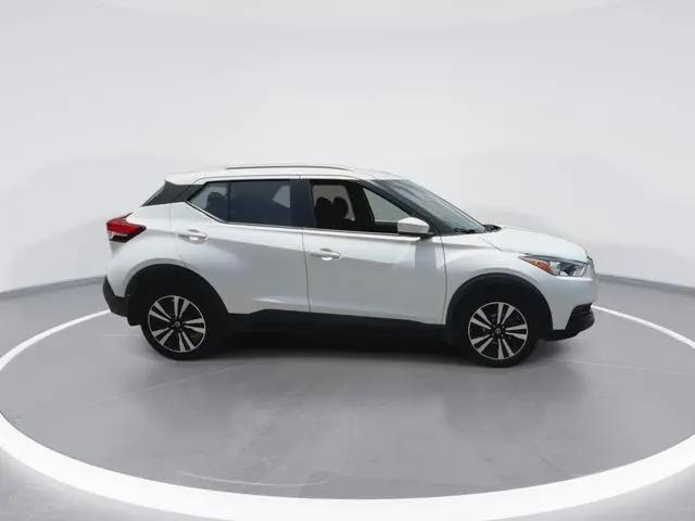 2018 Nissan Kicks SV