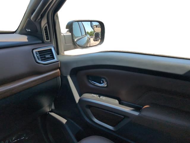2021 Nissan Titan Crew Cab Platinum Reserve 4x4