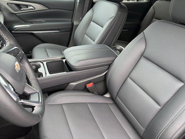 2025 Chevrolet Traverse FWD LT