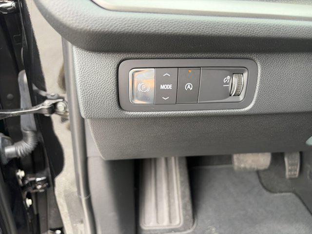 2025 Chevrolet Traverse FWD LT