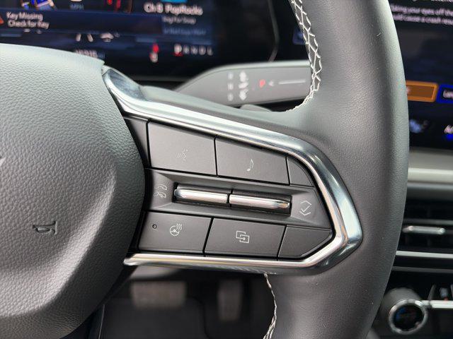 2025 Chevrolet Traverse FWD LT