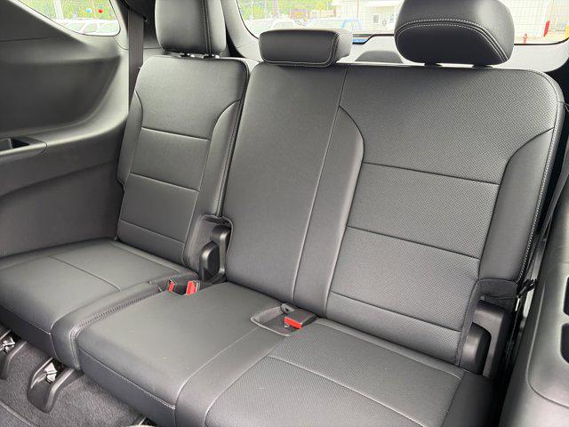2025 Chevrolet Traverse FWD LT