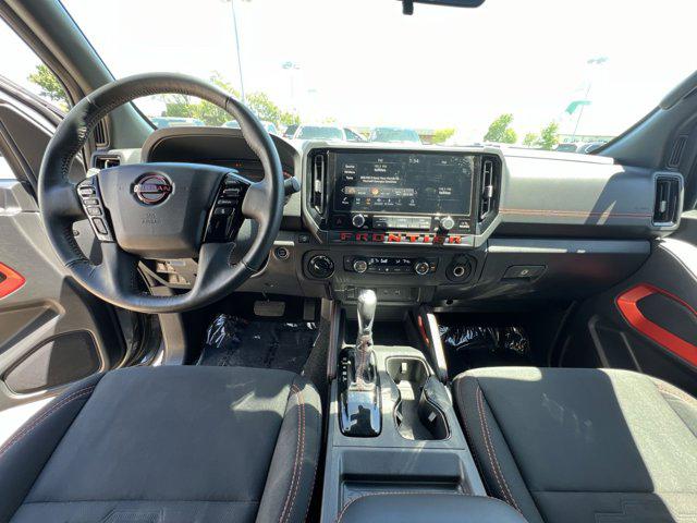 2025 Nissan Frontier Crew Cab PRO-4X 4x4