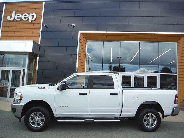 2024 RAM 2500 Big Horn Crew Cab 4x4 64 Box