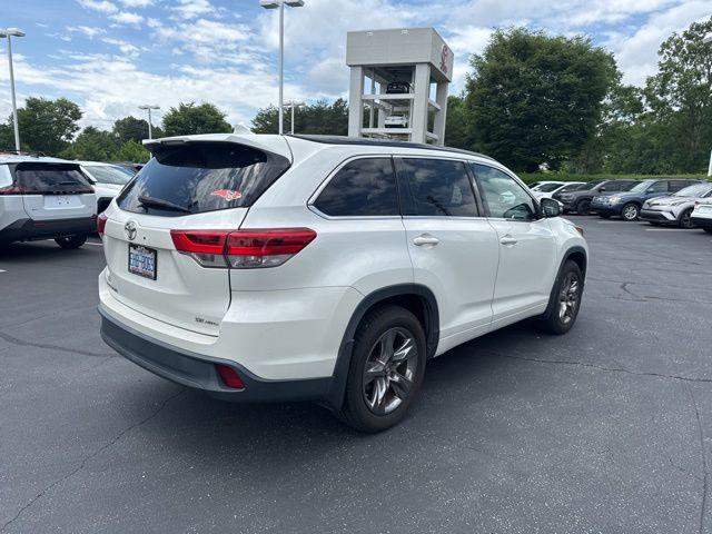 2018 Toyota Highlander SE